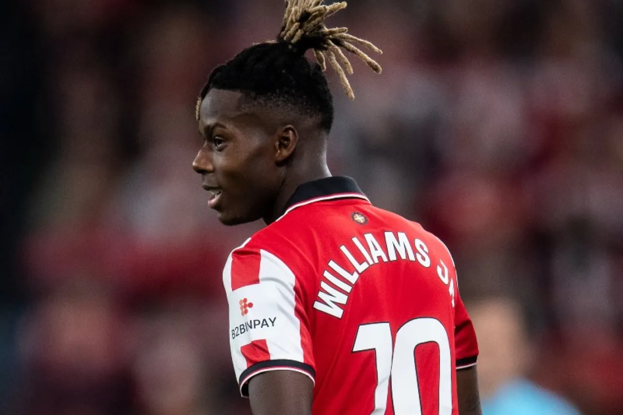 Nico Williams extiende contrato por 10 años con el Athletic Bilbao