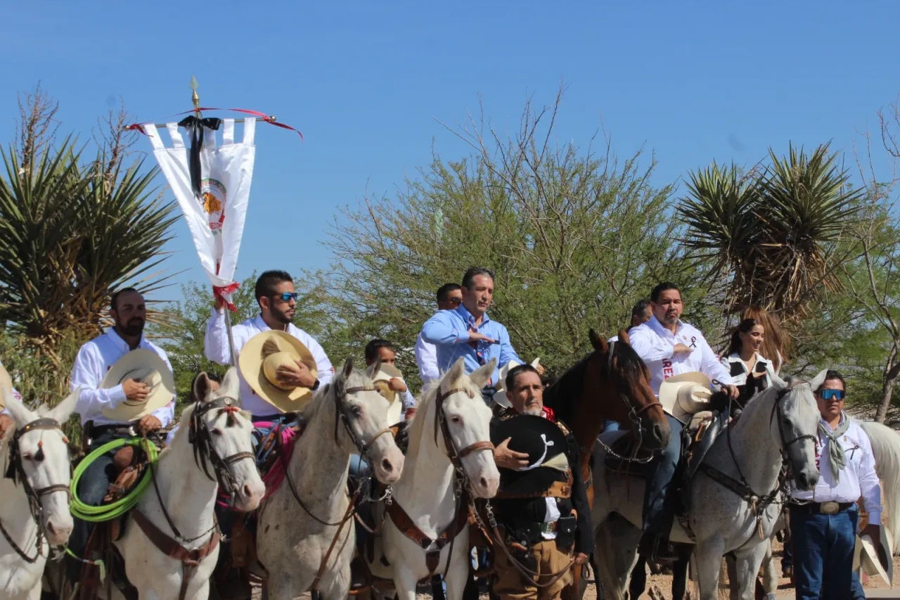 Inicia Cabalgata Villista con 300 jinetes desde Ciudad Juárez rumbo a Parral