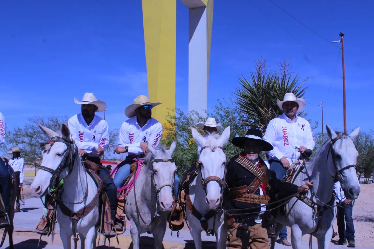 Inicia Cabalgata Villista con 300 jinetes desde Ciudad Juárez rumbo a Parral