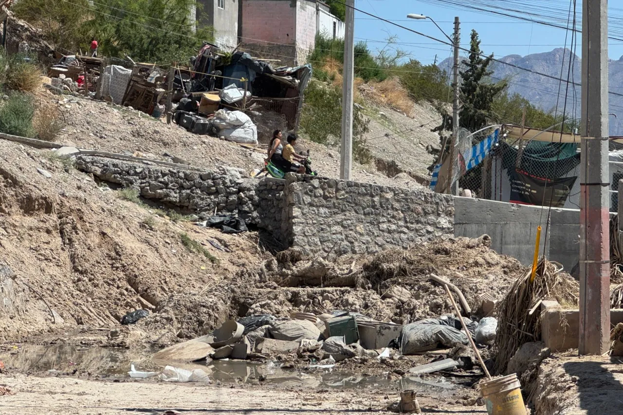 Apoyan feligreses de San Lucas Evangelista a afectados por lluvias
