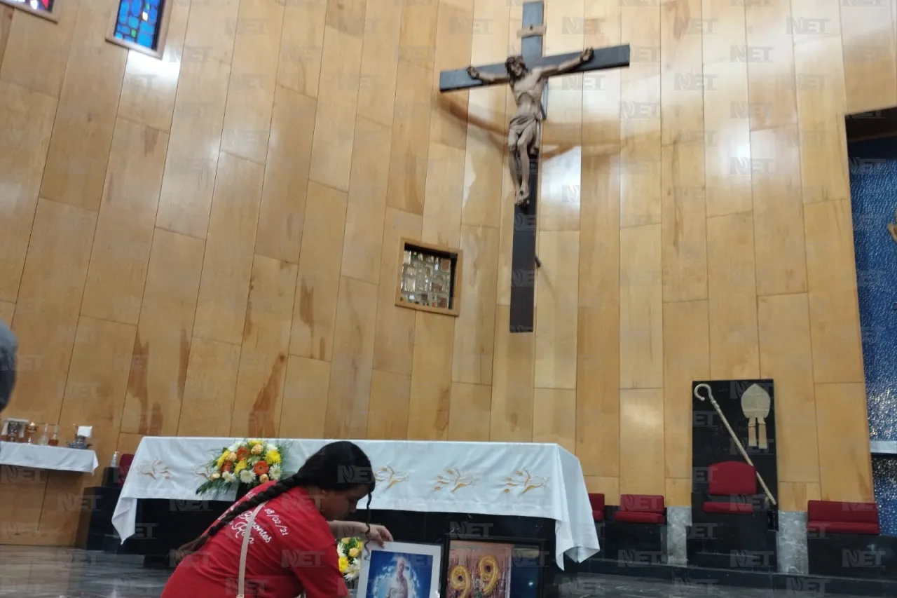 Con dolor e incertidumbre, acuden a misa por víctimas del crematorio