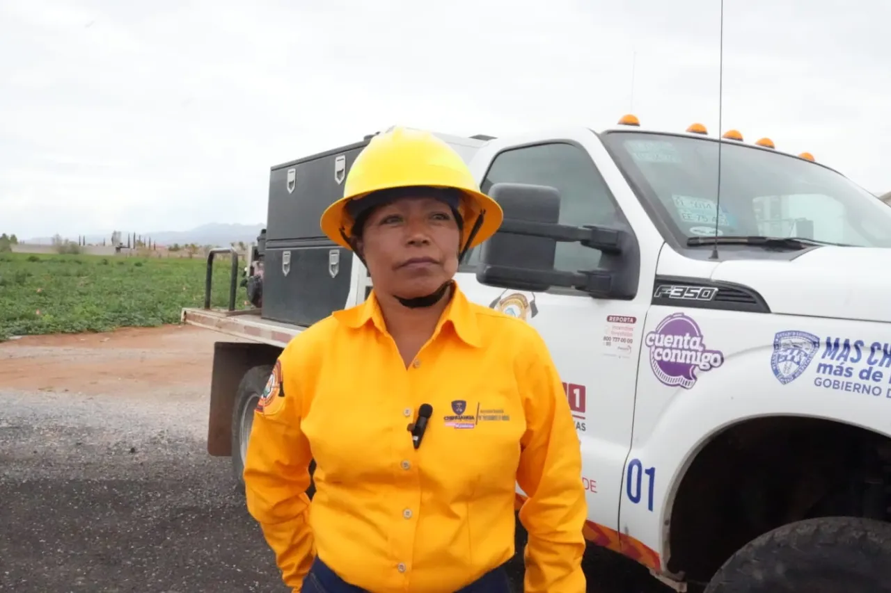 Mujeres brigadistas arriesgan su vida por los bosques de Chihuahua