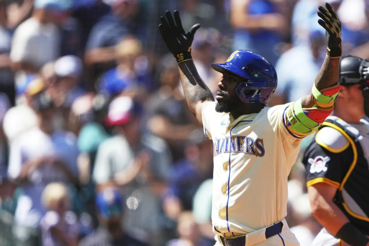 Marineros blanquean a los Piratas por tercer juego seguido