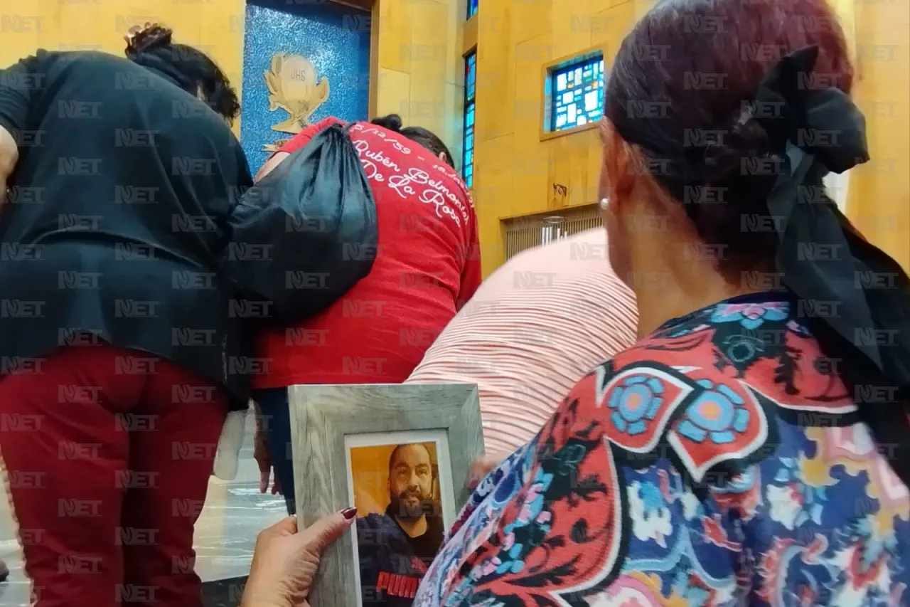 Con dolor e incertidumbre, acuden a misa por víctimas del crematorio