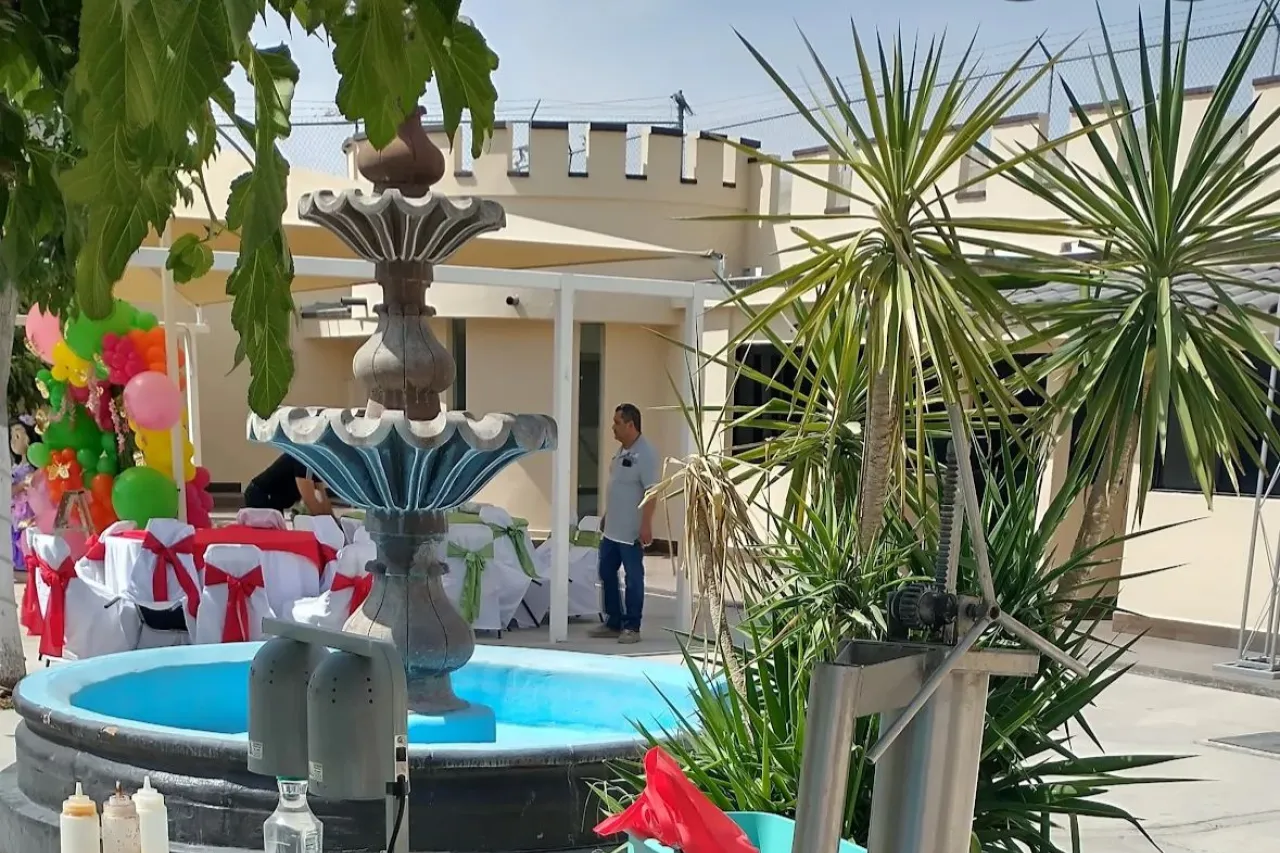 Gobernación clausura jardines y bares irregulares en Juárez