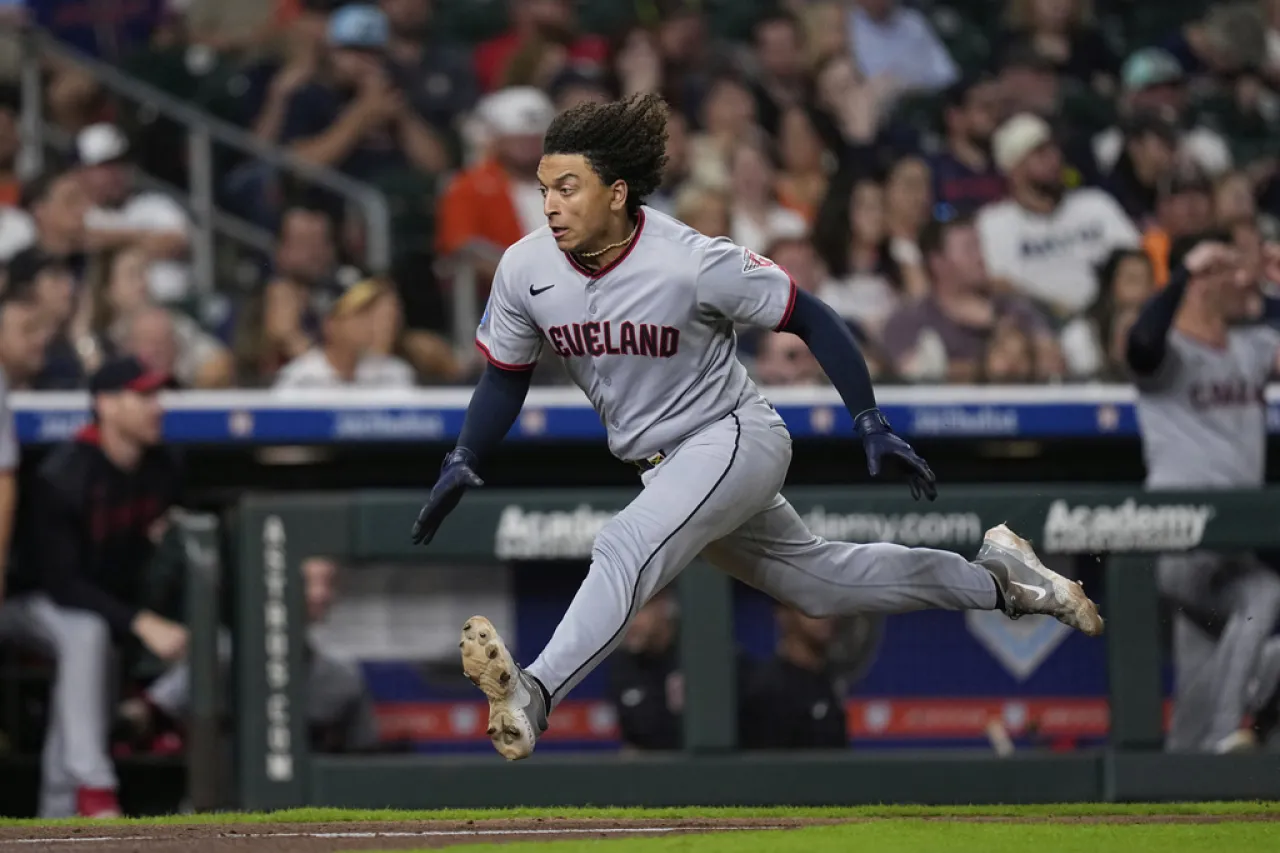 Guardianes se imponen a los Astros