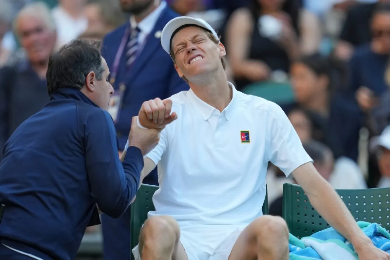 Sinner cancela entrenamiento y es duda para las semifinales de Wimbledon