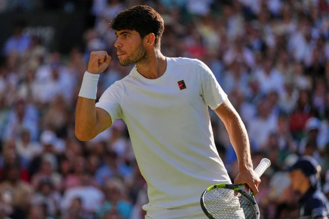 Alcaraz barre a Cameron Norris y ya está en semifinales de Wimbledon