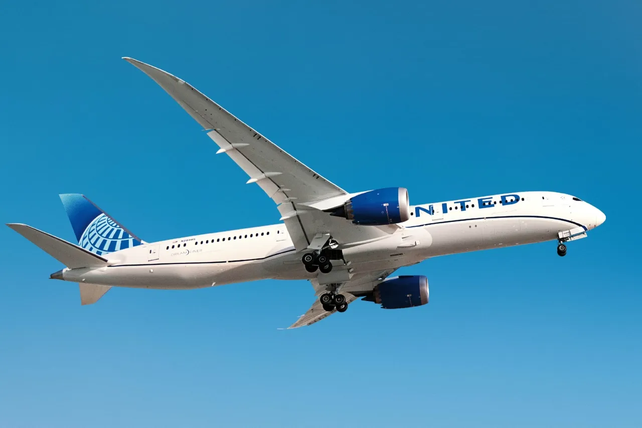 United reanudará vuelos a Tel Aviv tras pausas por conflictos en Oriente Medio