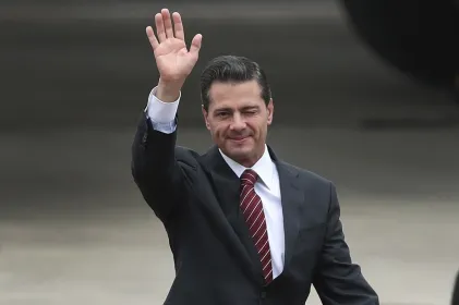 Pide México a Israel datos de sobornos a Peña Nieto en caso Pegasus
