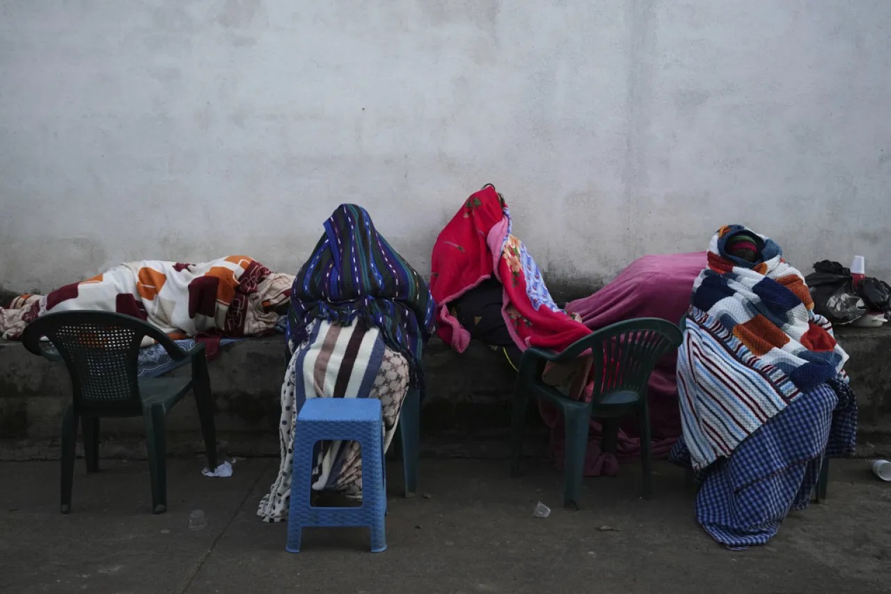 Cinco muertos y temor dejan en Guatemala más de 190 sismos