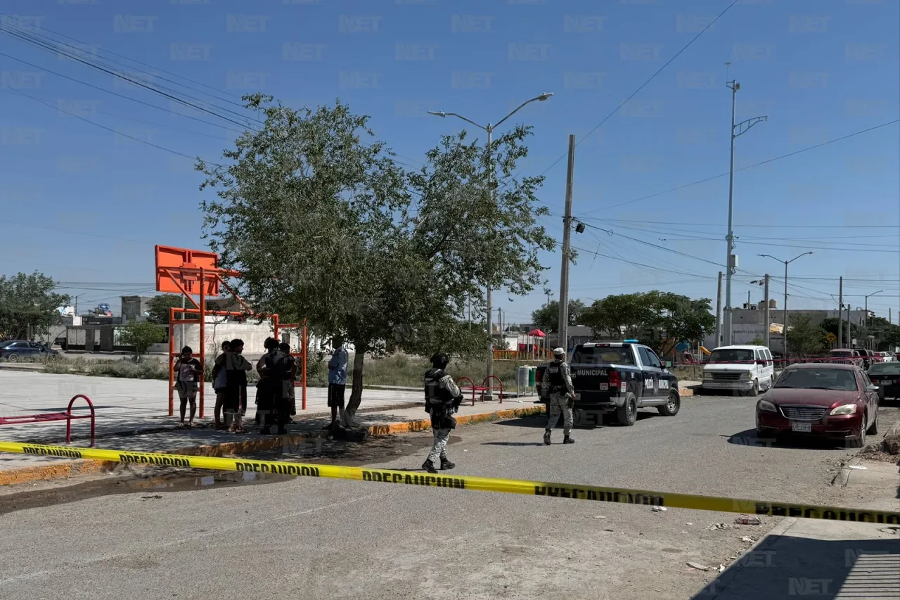 Encapuchados lo acribillan en el baño de su casa en Hacienda de Santa Fe
