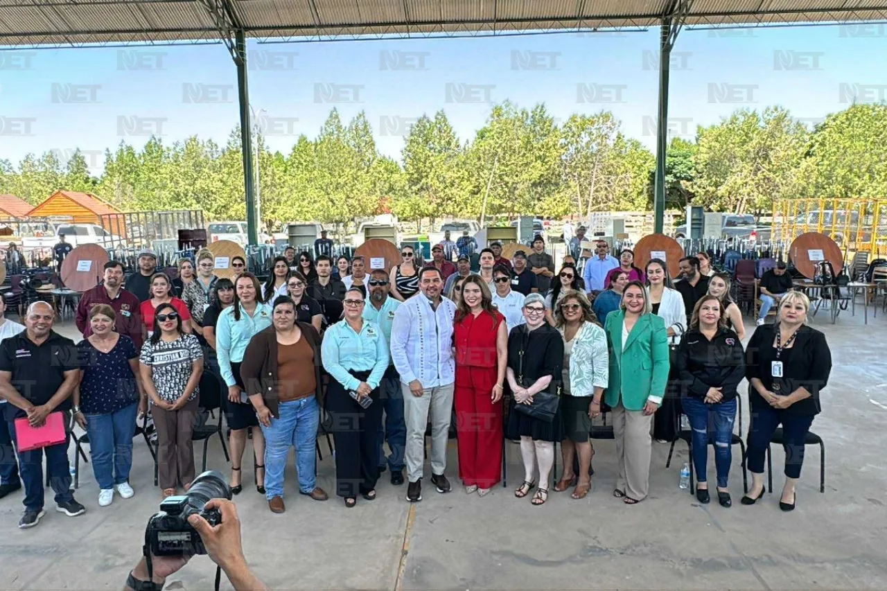 Entregan en Juárez mobiliario a DIF de 15 municipios
