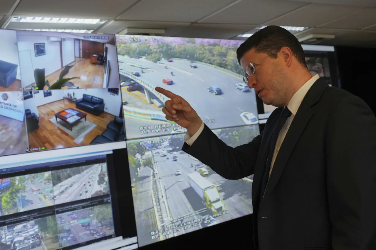 La extorsión va al alza en México asfixiando a tiendas y empresas