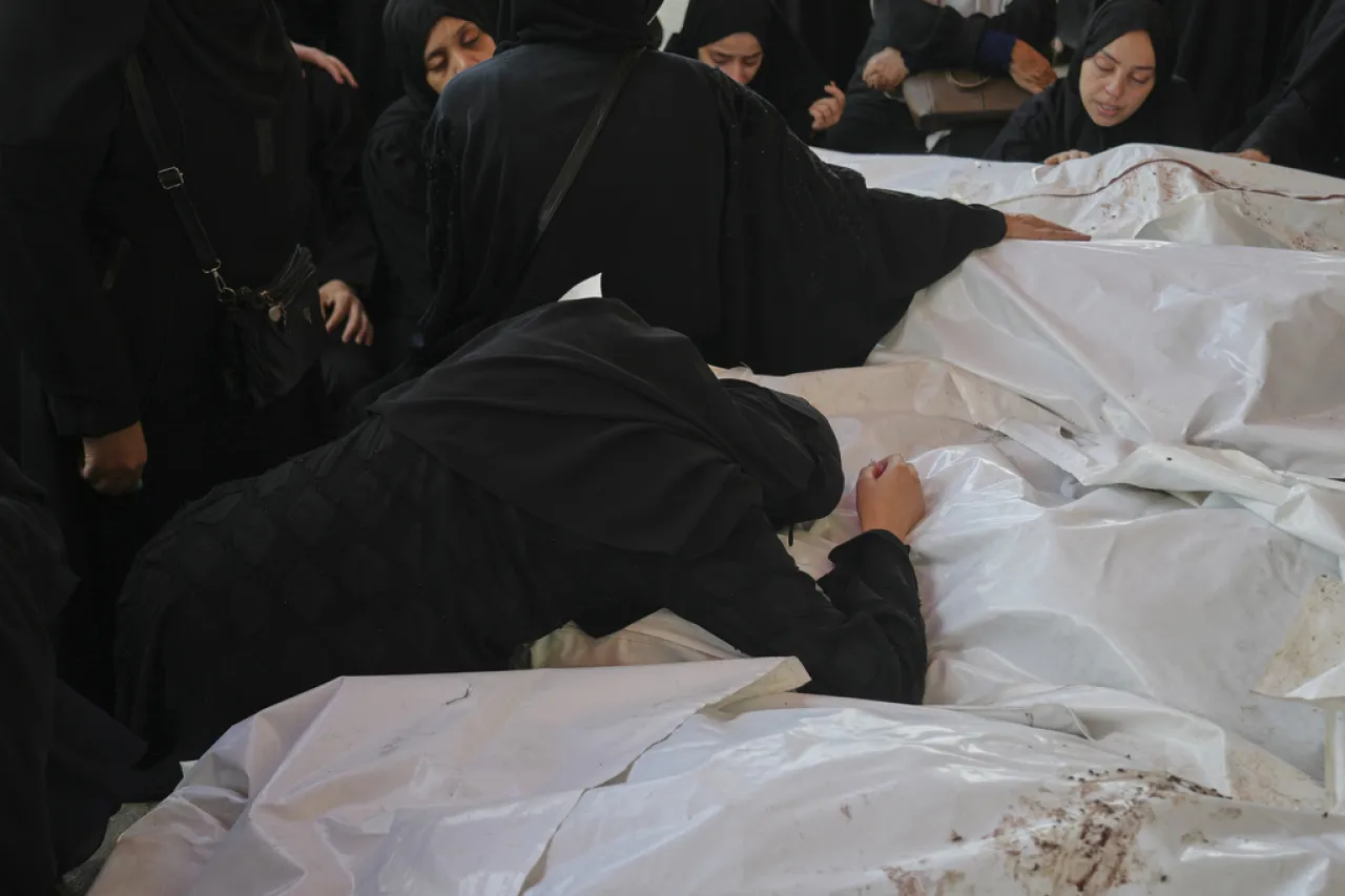 Mueren 28 palestinos, incluidos cuatro niños, luego de ataques israelíes en Gaza