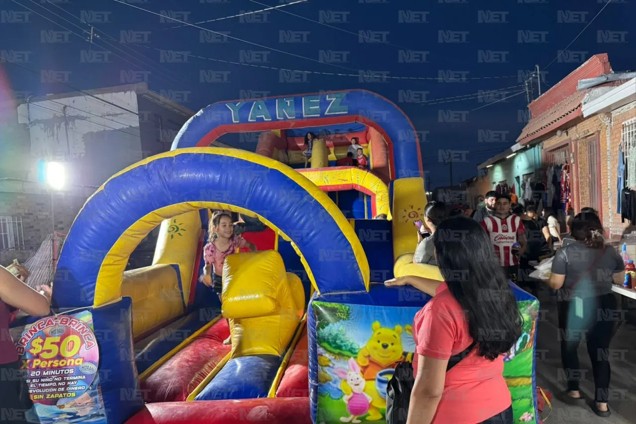 Disfrutan juarenses de kermes por fiesta patronal de Nuestra Señora del Carmen