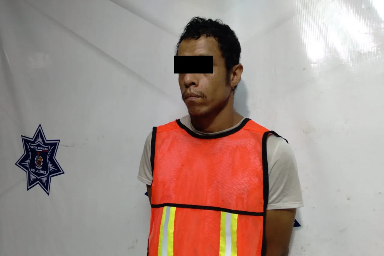 Cae hombre ligado a múltiples robos en tienda; lo delata cámara de seguridad