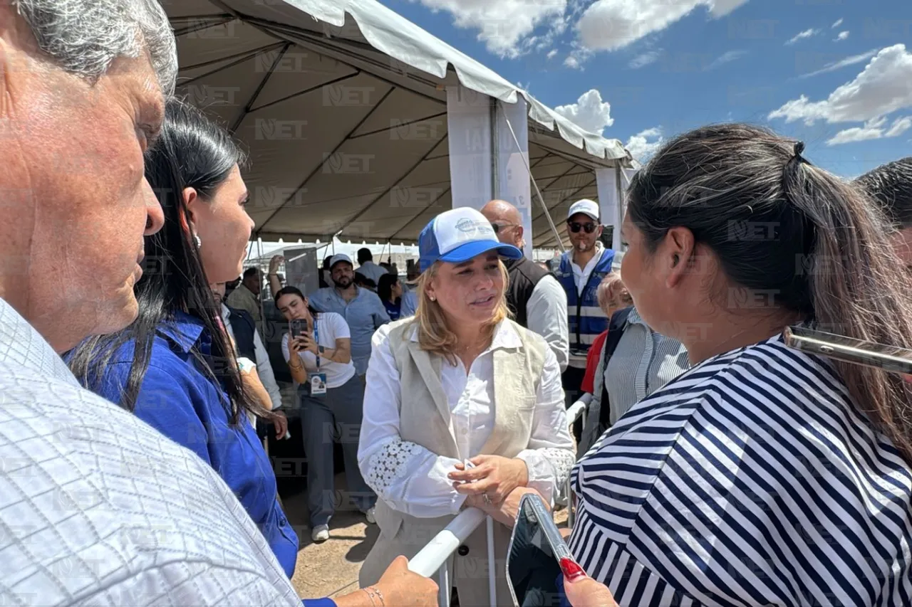 Atiende gobernadora solicitudes y propuestas de juarenses