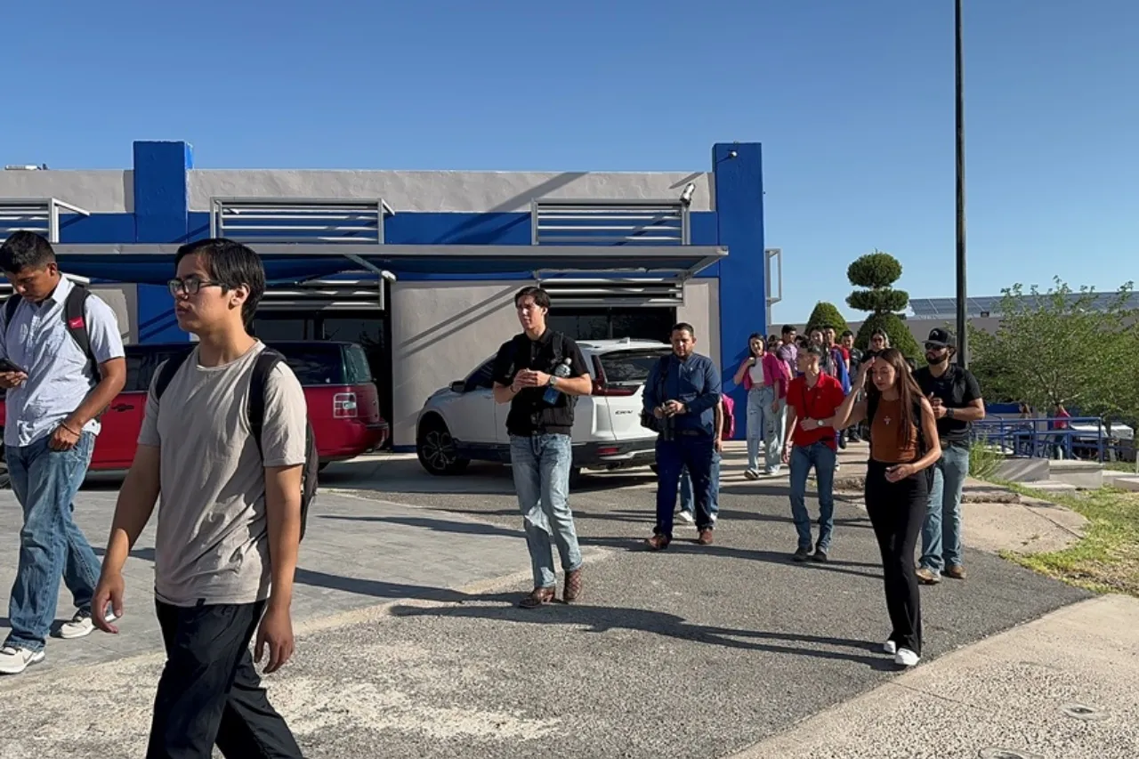 Abren beca para estudiantes de 1er semestre en la Normal Superior