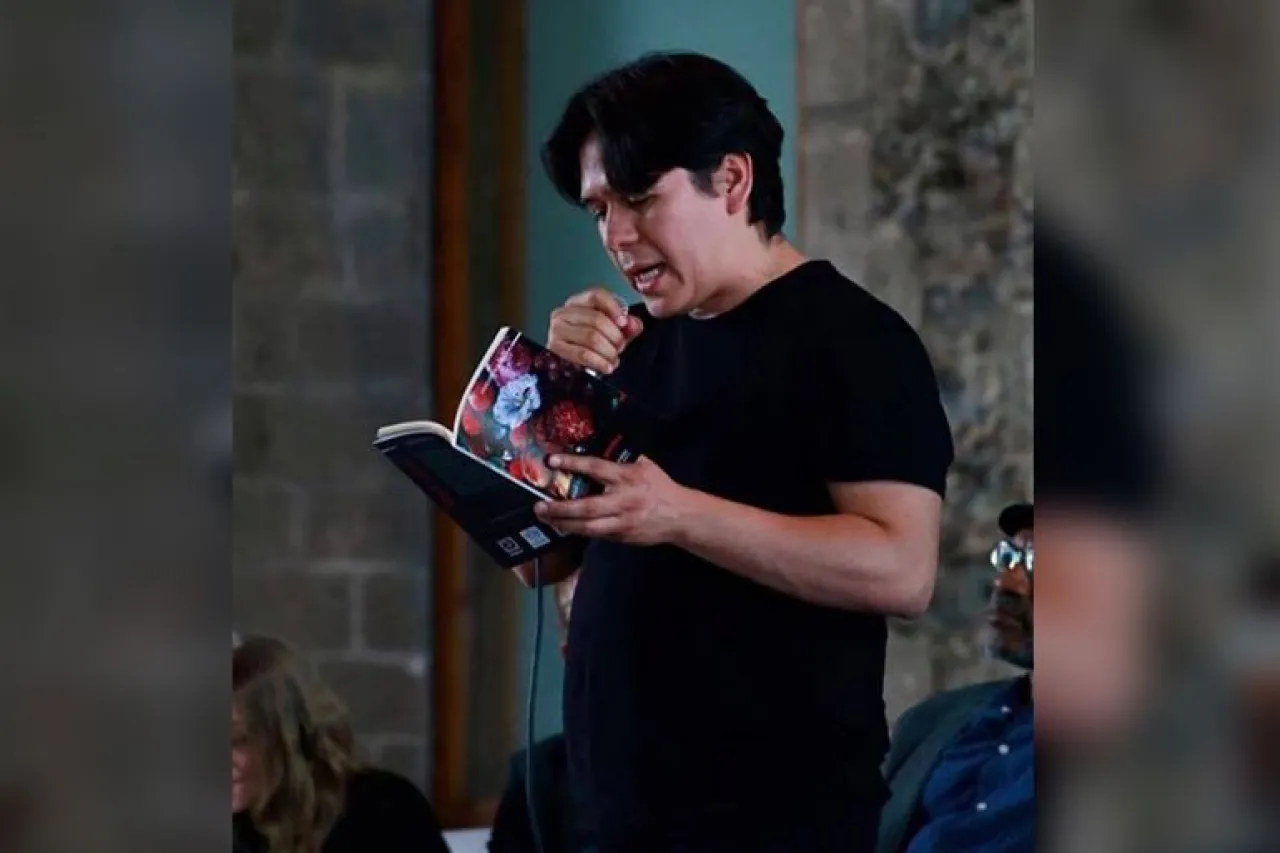 Presentarán libro de poesía Memoria del Desierto