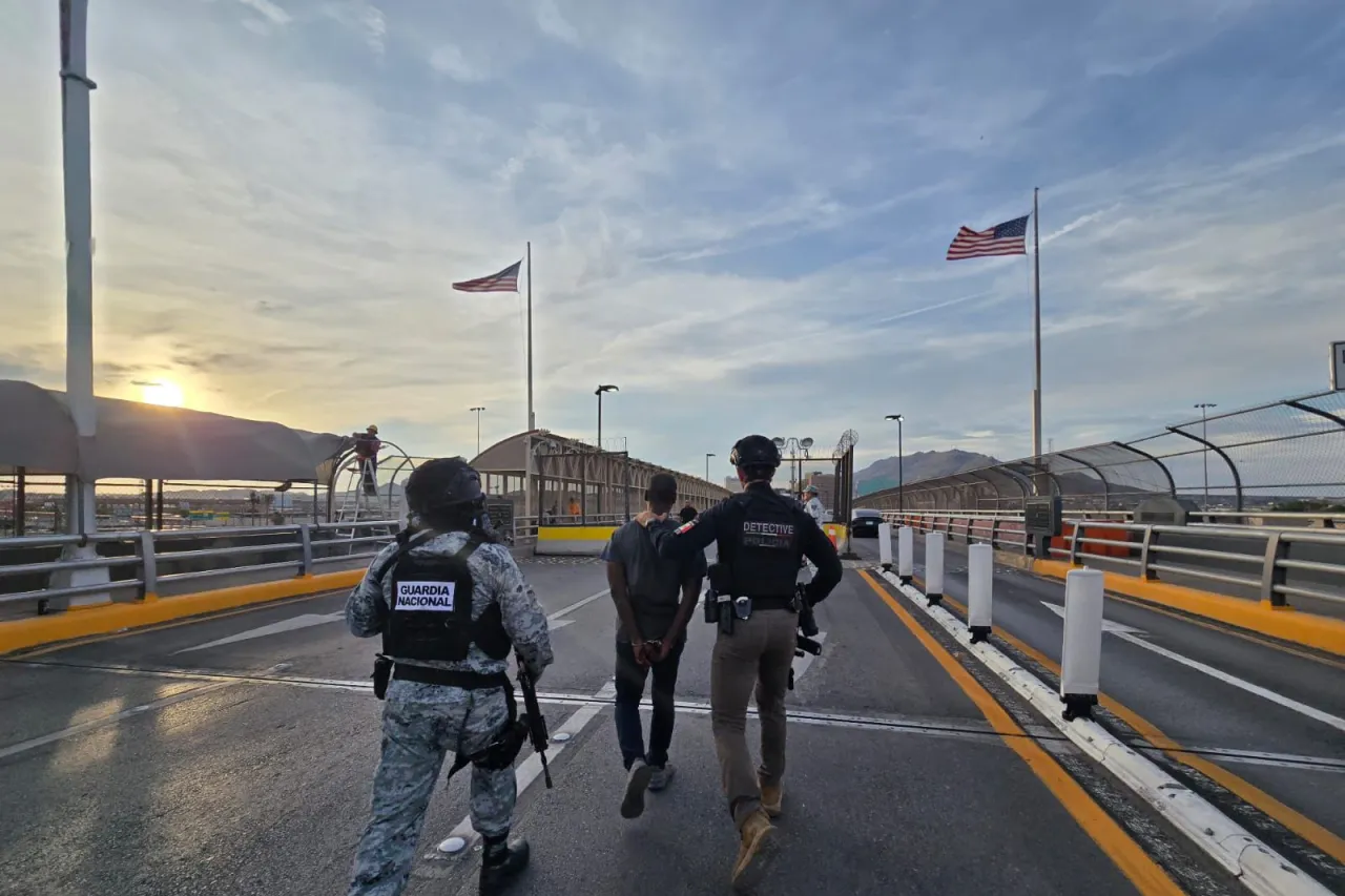 SSPE captura y entrega a ciudadano buscado por homicidio en EU