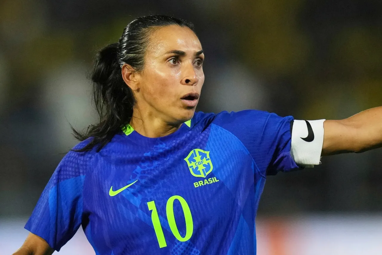 Marta espera llevar a Brasil al título de la Copa América tras salir del retiro
