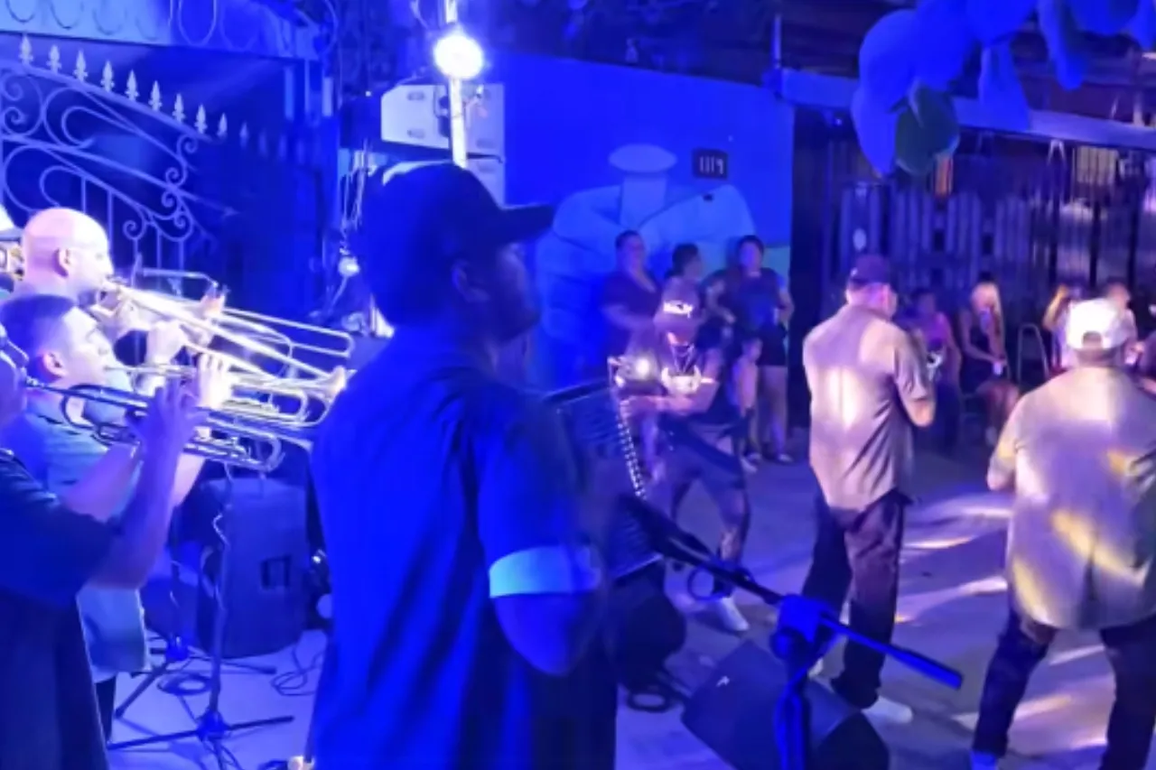 Ejecutan a querido integrante de agrupación regia mientras tocaban en fiesta