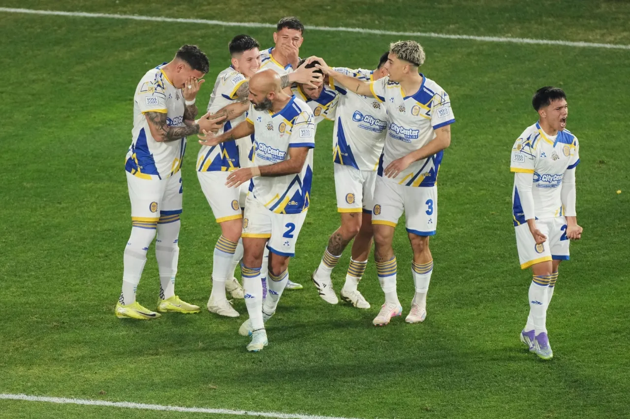 Di María da victoria a Rosario Central ante Lanús