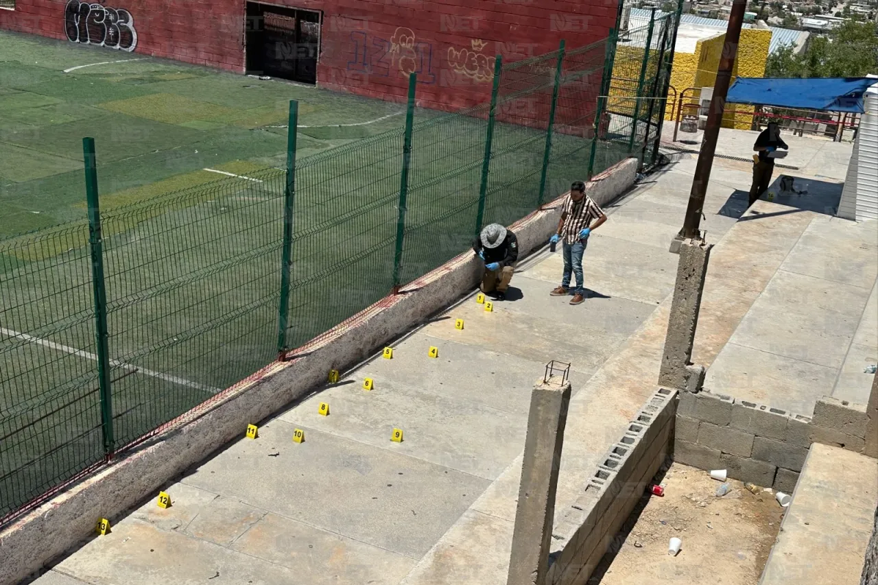 Atacan a balazos a hombre durante partido de futbol; murió en el hospital
