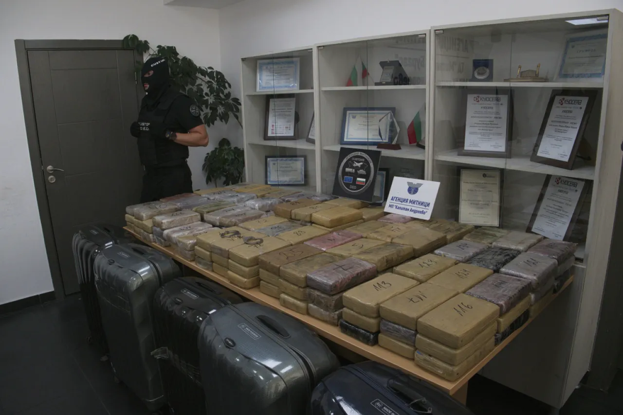 Bulgaria decomisa gran cantidad de cocaína oculta en una furgoneta