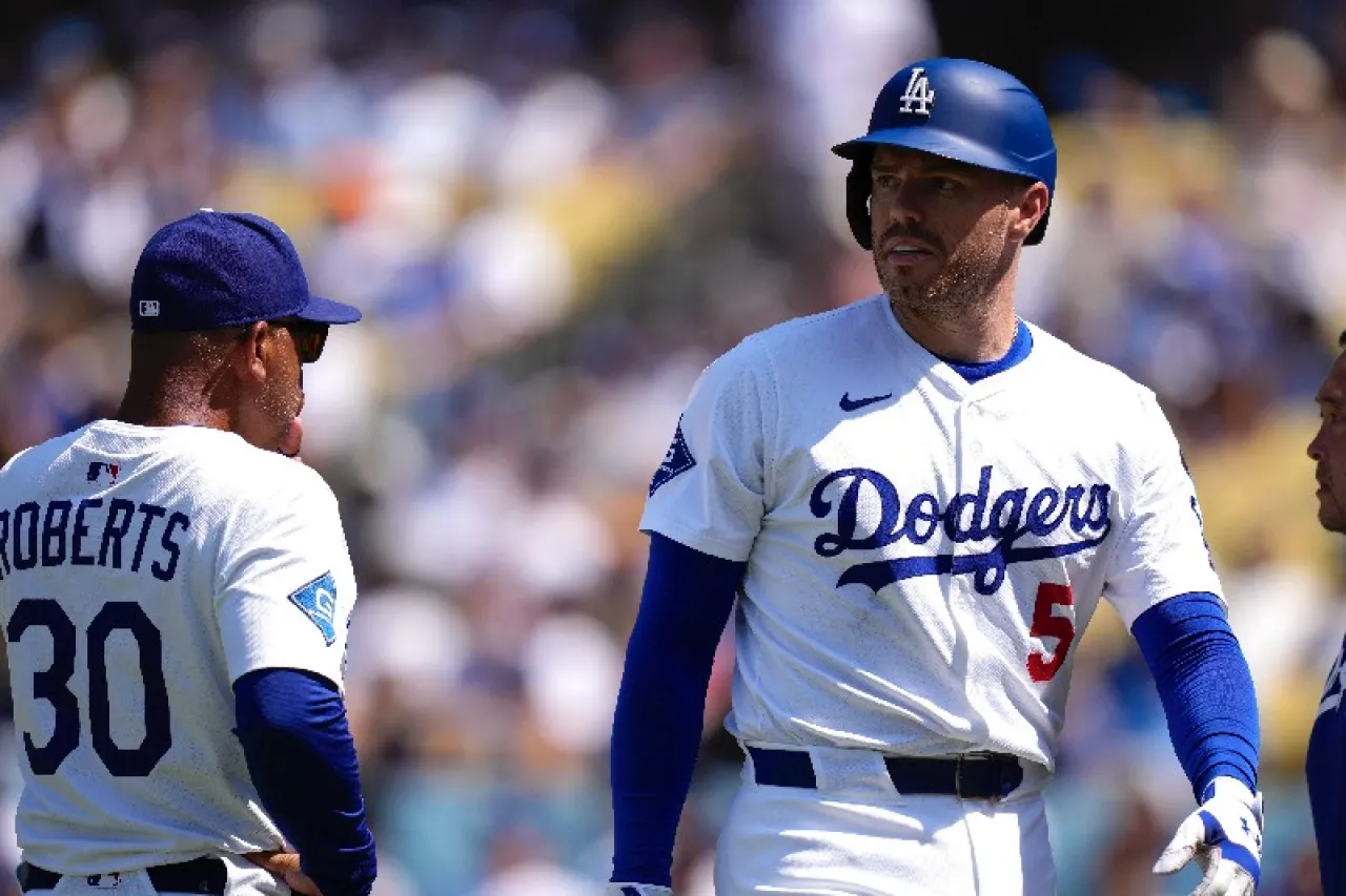 Dodgers: Freddie Freeman es baja con Los Ángeles por golpe en la muñeca
