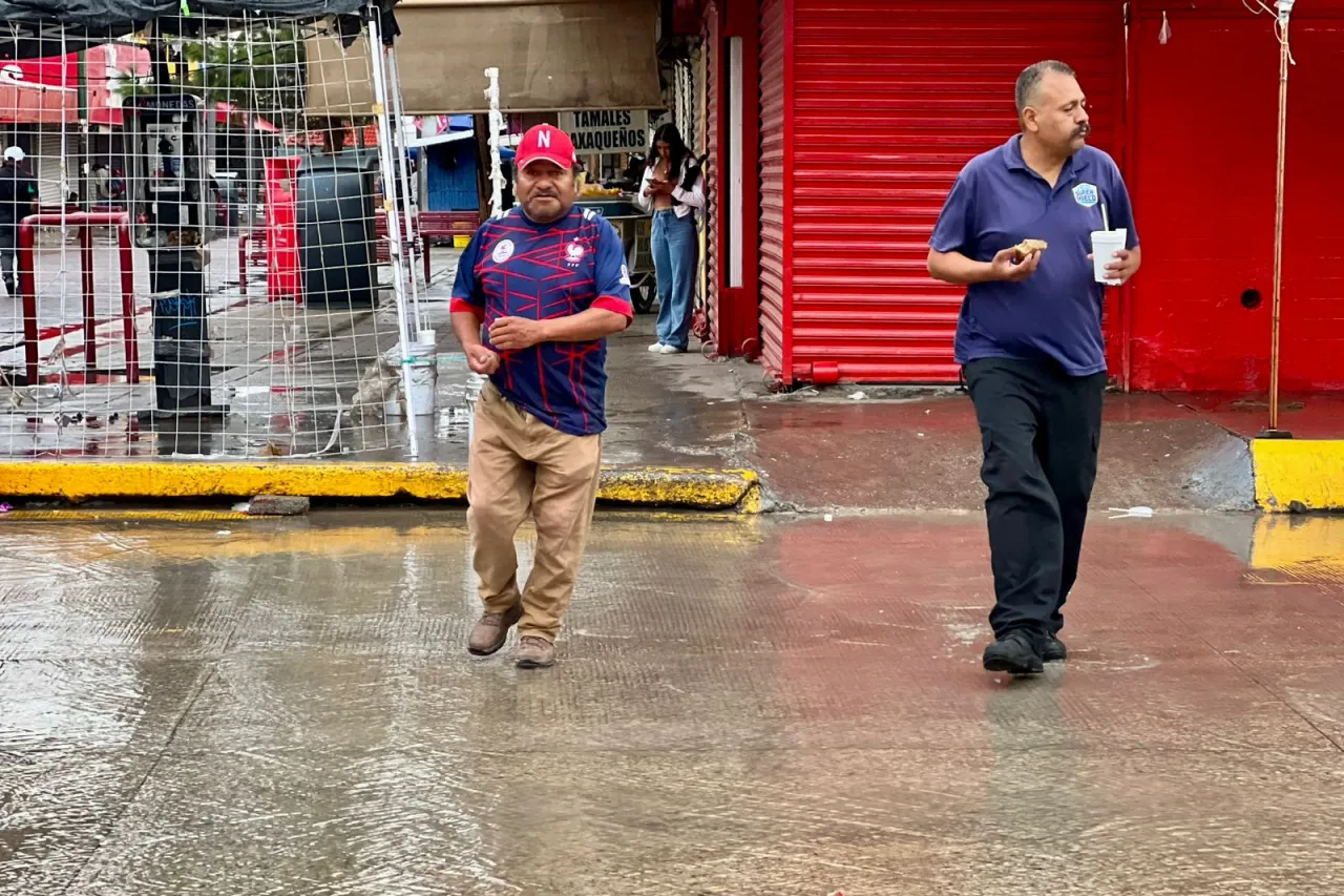 Precipitaciones continuas permanecerán durante este lunes