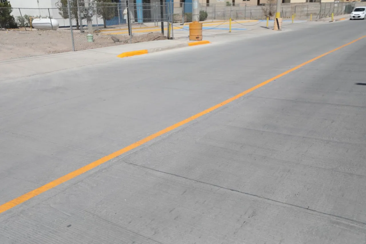 Pavimentación Camino a San Carlos beneficia a más de 14 fraccionamientos