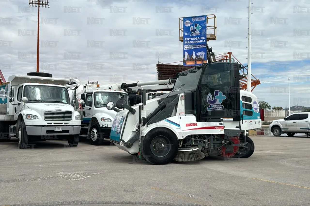 Adquiere JMAS 45 vehículos nuevos para obras y limpieza urbana