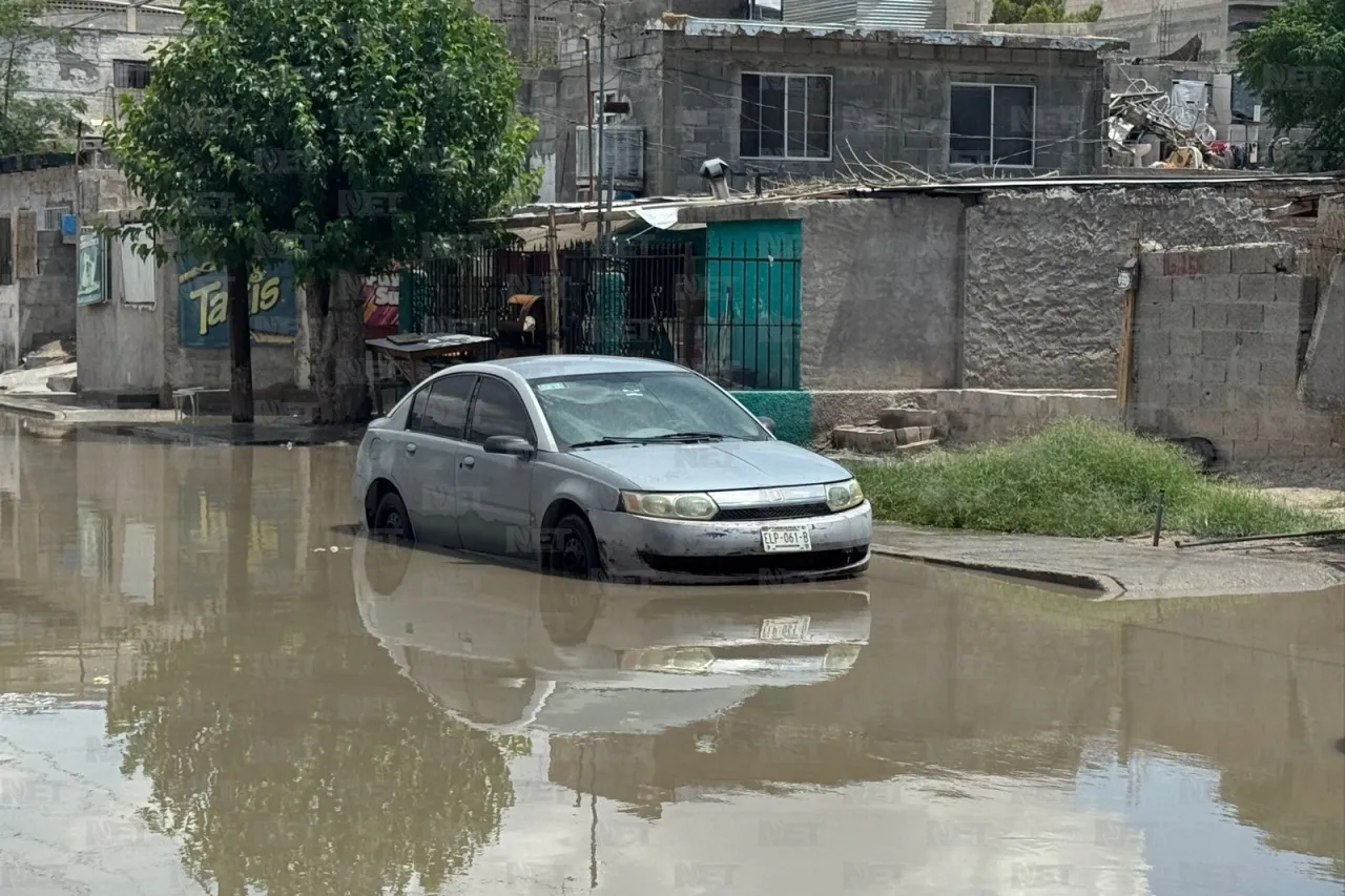 Continúan las inundaciones por lluvias en varias zonas de la ciudad