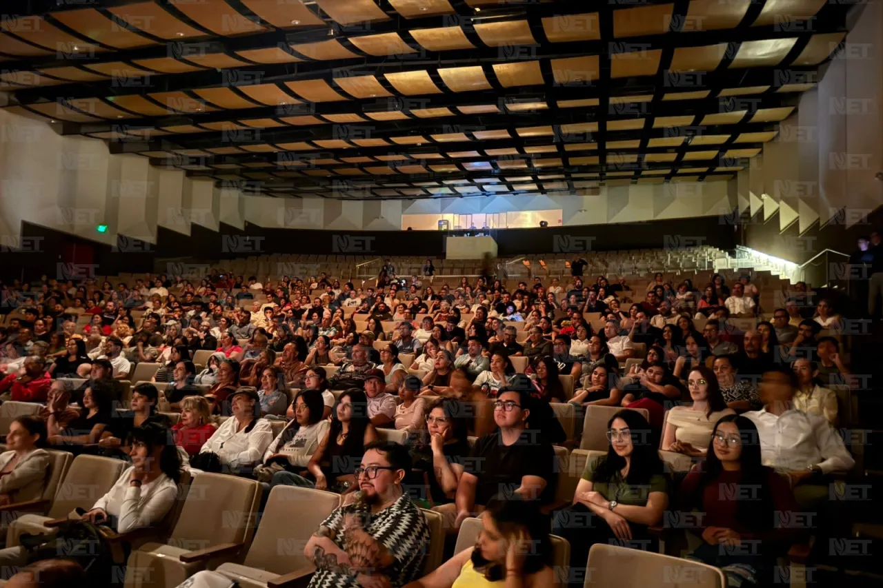 Inicia el Festival de Teatro de la Ciudad en Juárez con 'Nuestro Hilo Rojo'