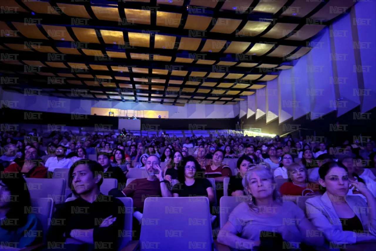 Inicia el Festival de Teatro de la Ciudad en Juárez con 'Nuestro Hilo Rojo'