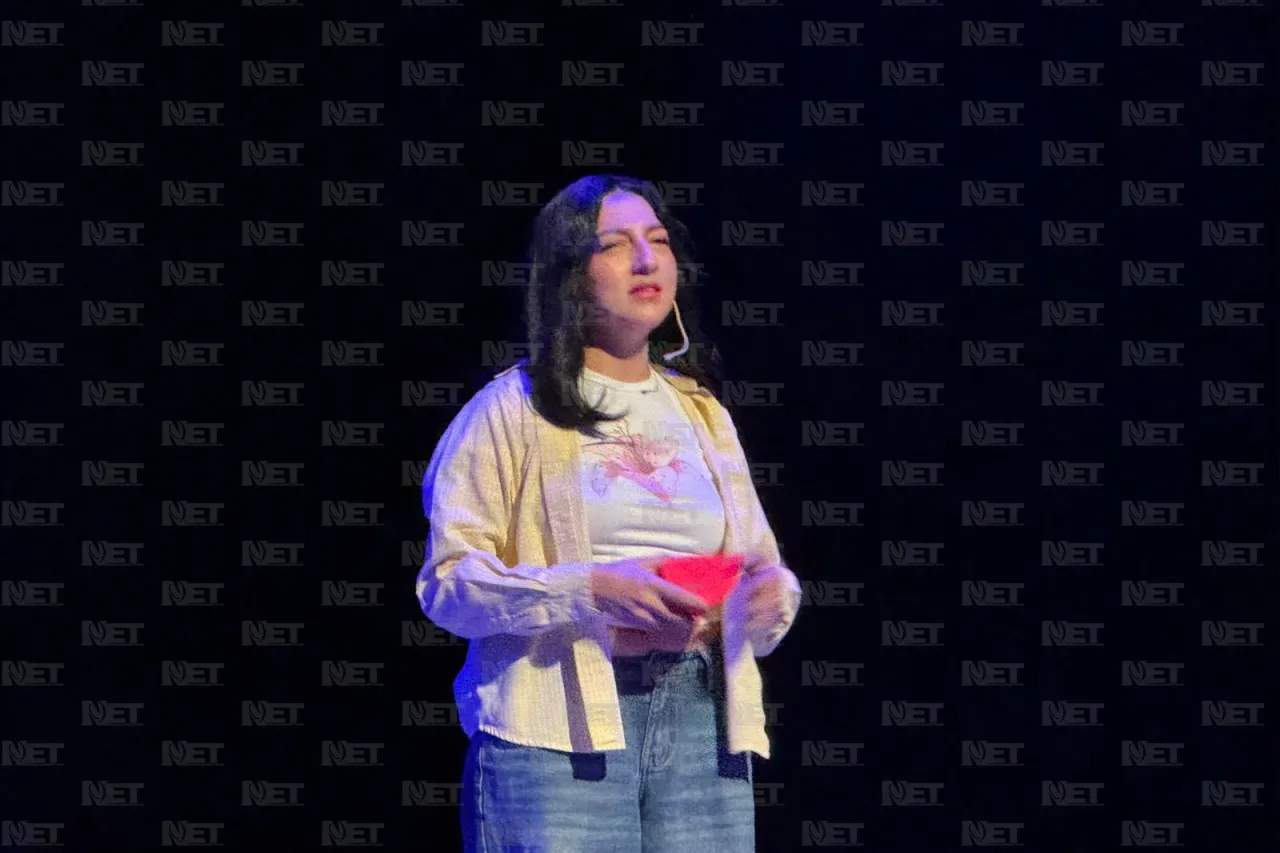 Inicia el Festival de Teatro de la Ciudad en Juárez con 'Nuestro Hilo Rojo'