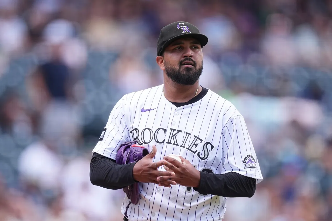 Germán Márquez de los Rockies tiene tendinitis
