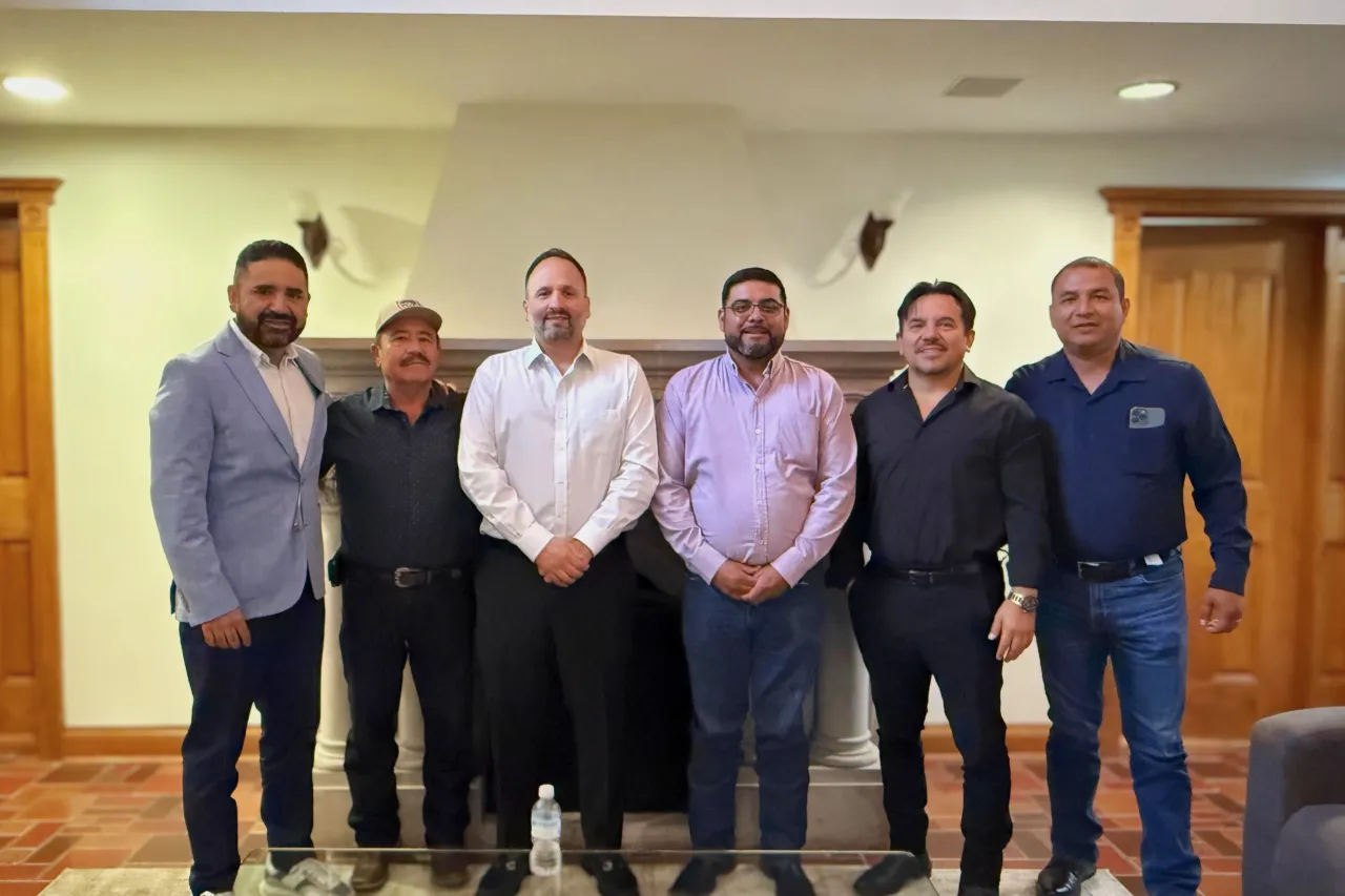 Peticiones, pactos y despliegues