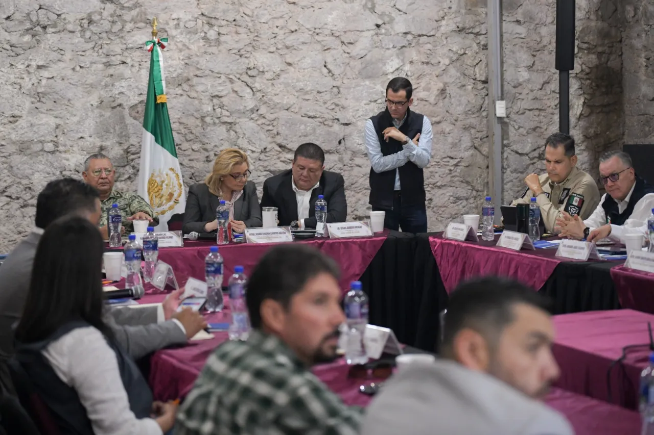 Peticiones, pactos y despliegues