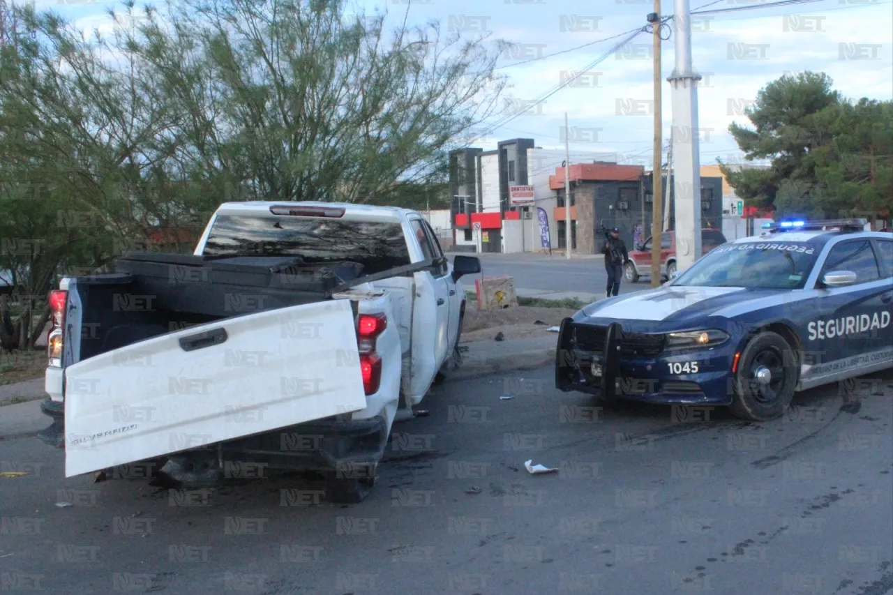 Chocan ministeriales contra Honda en la López Mateos