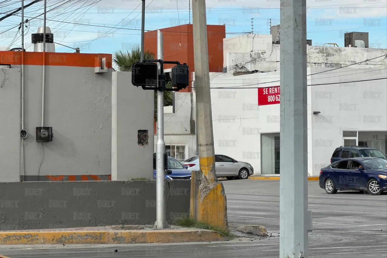 Se impacta contra muro de taquería en la Ejército Nacional