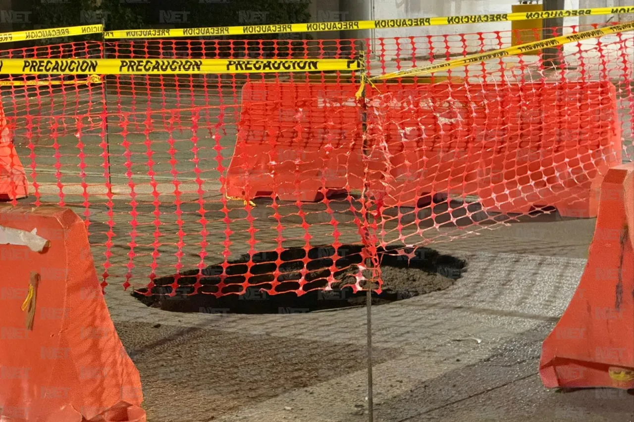 Se forma socavón en plena avenida López Mateos