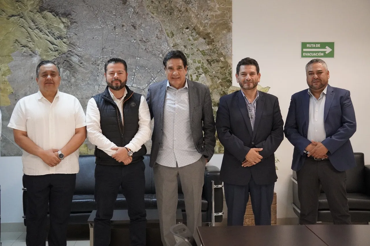 Asume Alejandro Hernández dirección de la oficina de enlace de la AEDE