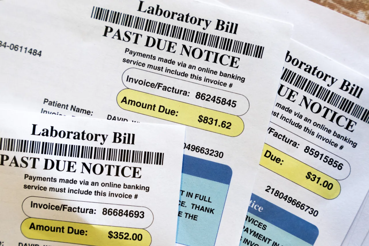 Juez de Texas: la CFPB no está autorizada para borrar deuda médica del crédito
