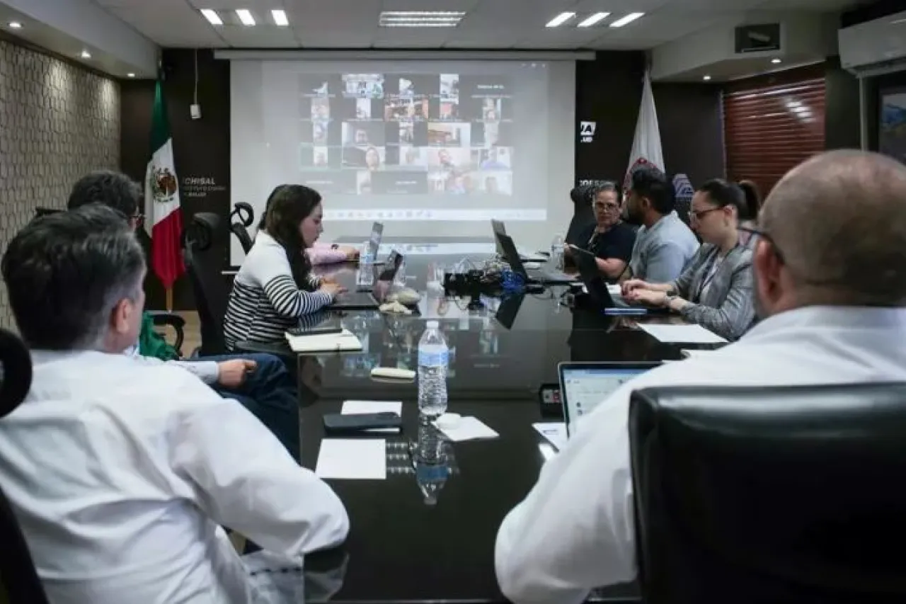 Reúne Maru a alcaldes para reforzar vacunación contra sarampión