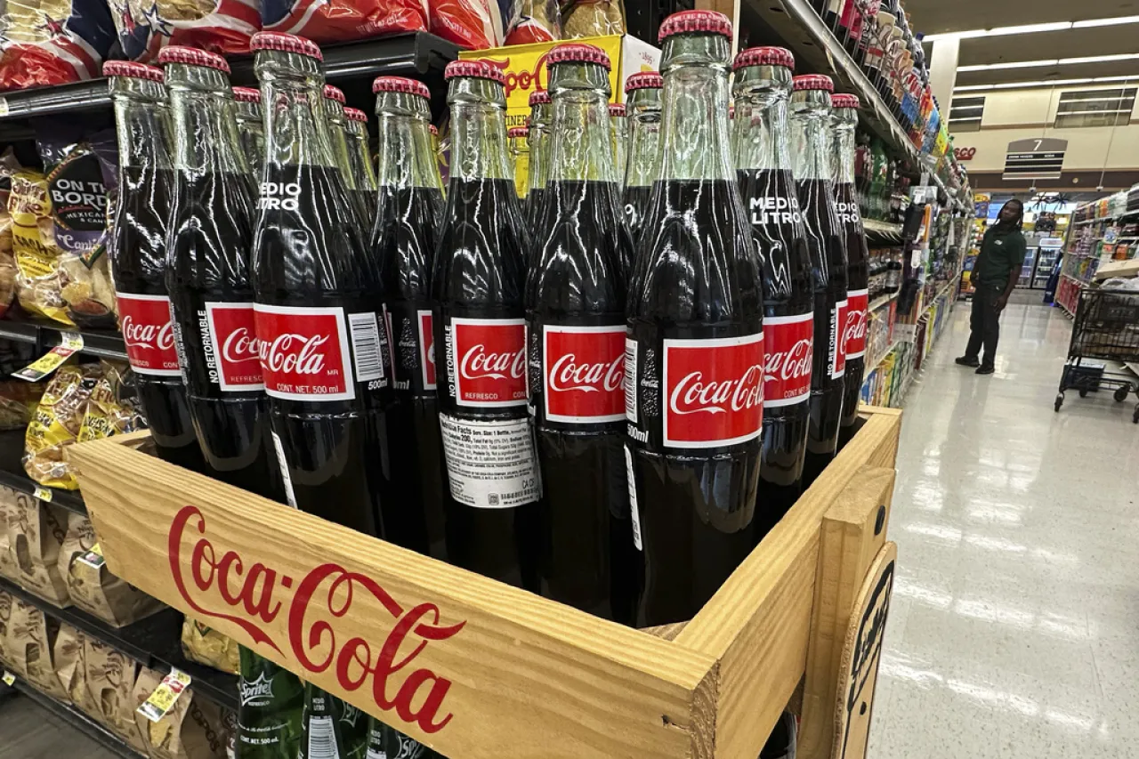 Coca-Cola cambia su receta: ¿Qué significa esto para los consumidores?