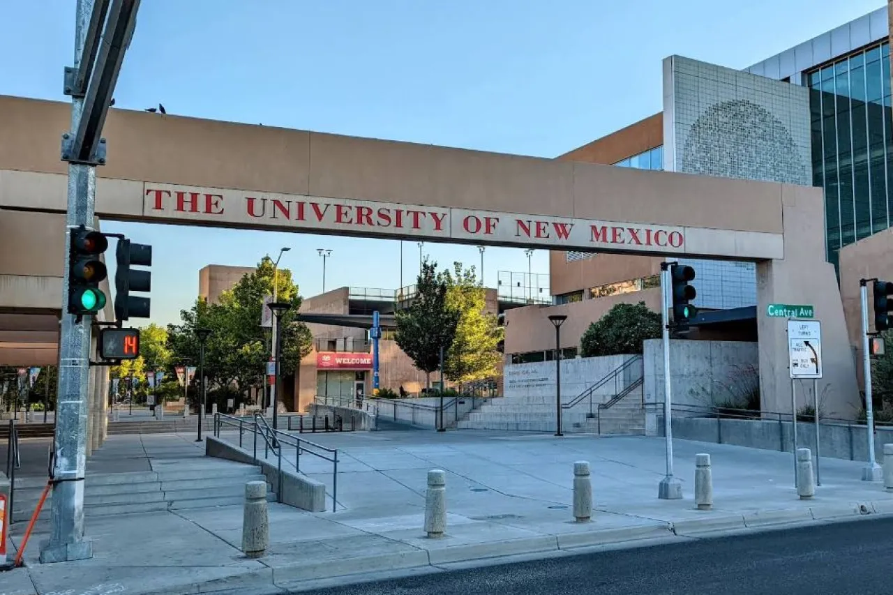 Tiroteo en la Universidad de Nuevo México deja un muerto y un herido