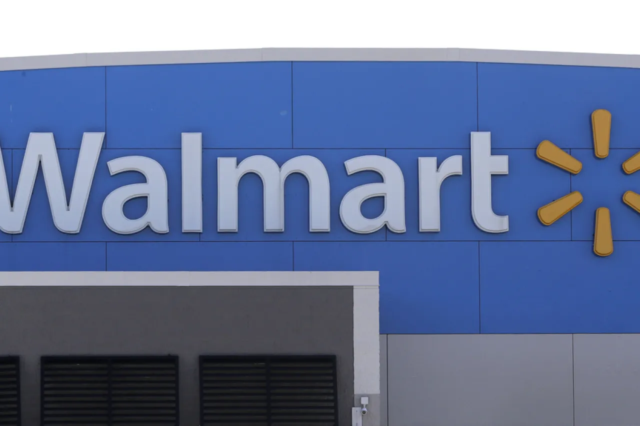 Múltiples apuñalados en Walmart en Michigan; detienen a sospechoso